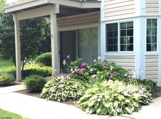 78 Wendover Ct, Bedminster, NJ 07921