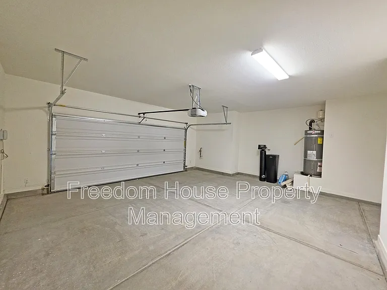 4882 E Beacon Ridge Dr — Photo 39