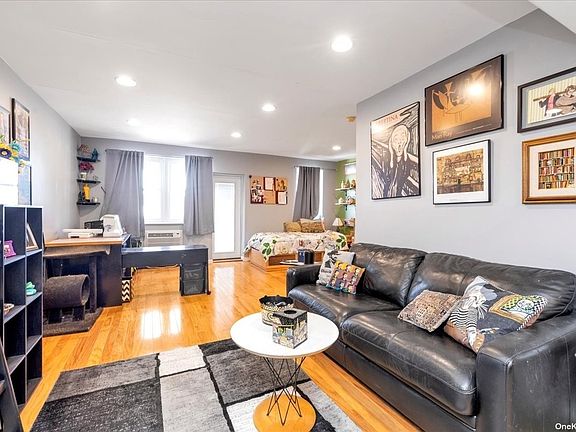 4th image of 55 Monroe Blvd APT 3H