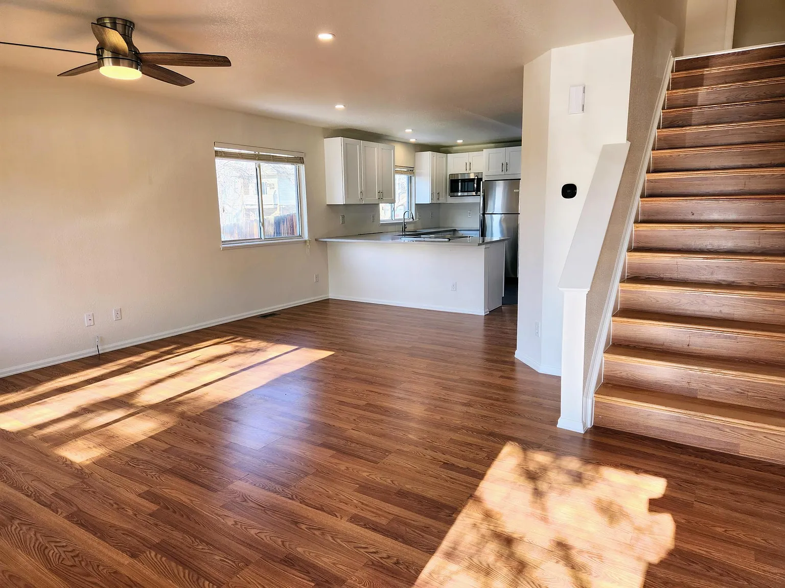 4 bed, 2150 sqft, $2,750 — Photo 2