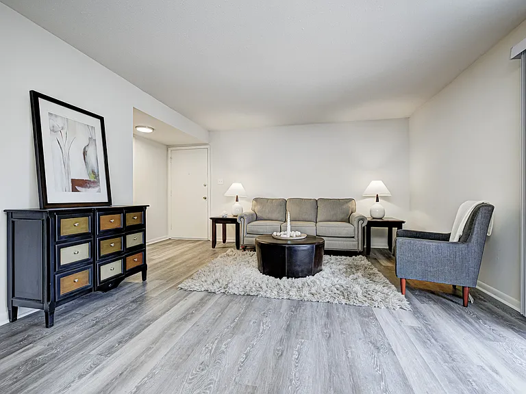 Fallwood — Photo 8