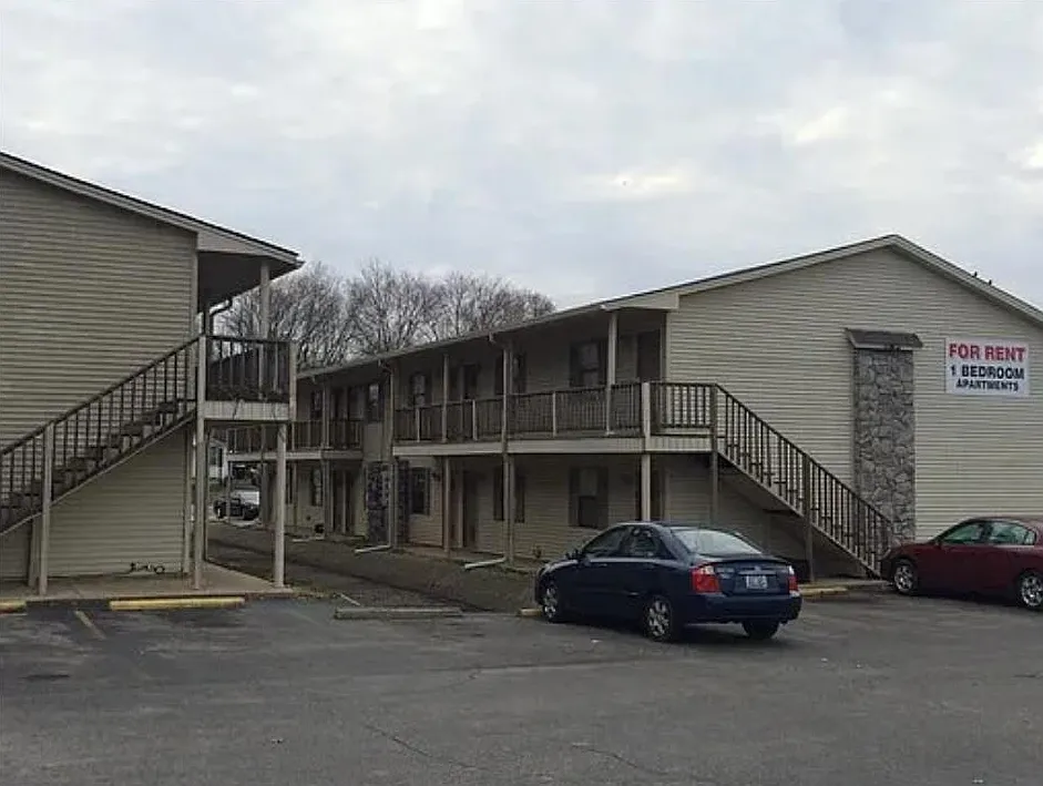1625 Parkside Drive - A11 — Photo 2