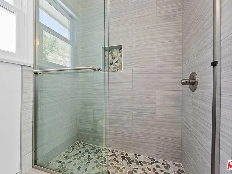 22607 Pacific Coast Hwy — Photo 11