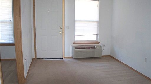 2nd image of 1635 W Neptune St APT 3