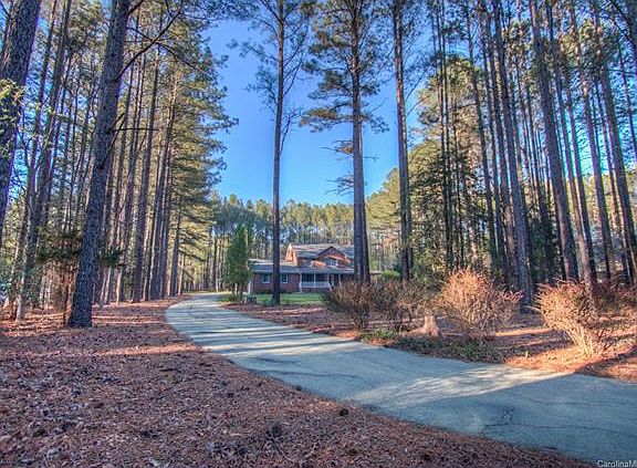 2nd image of 120 Pine Valley Dr