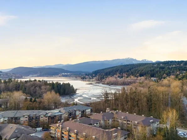 301 Capilano Rd #1902, Pt Moody, BC V3H 0G6
