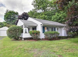 200 Monroe Heights Rd, East Stroudsburg, PA 18301