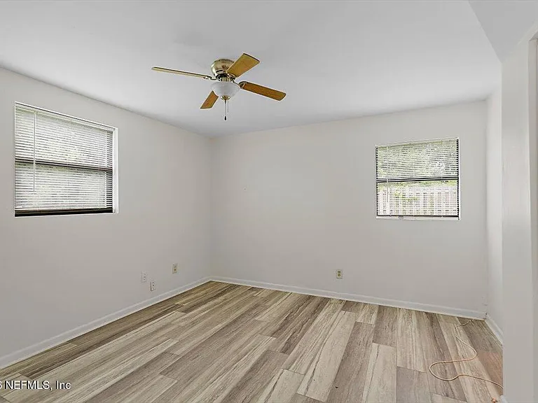 1512 Mar Vic Ln — Photo 9