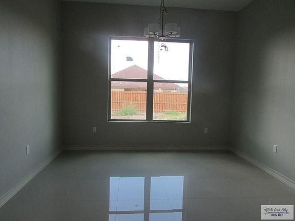 4th image of 3928 Maritza Dr