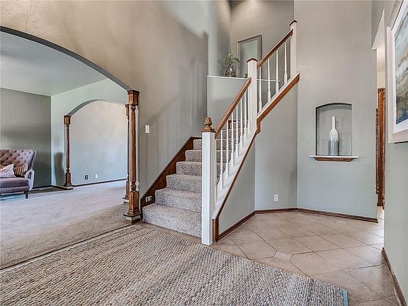 5th image of 7220 NW 129th St