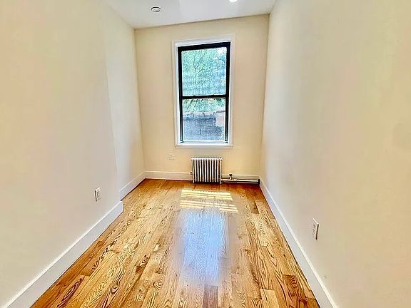 2nd image of 637 Saint Marks Ave APT 3D