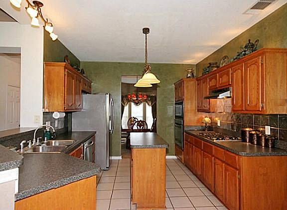 5th image of 2905 Cantura Dr