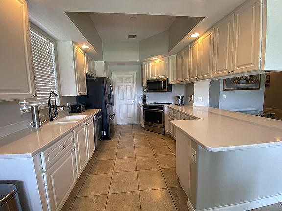 2nd image of 11875 Gennaro Ln