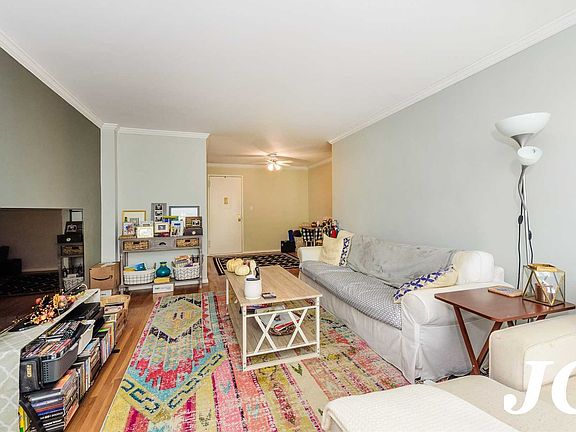 5th image of 410 E Broadway APT 5B