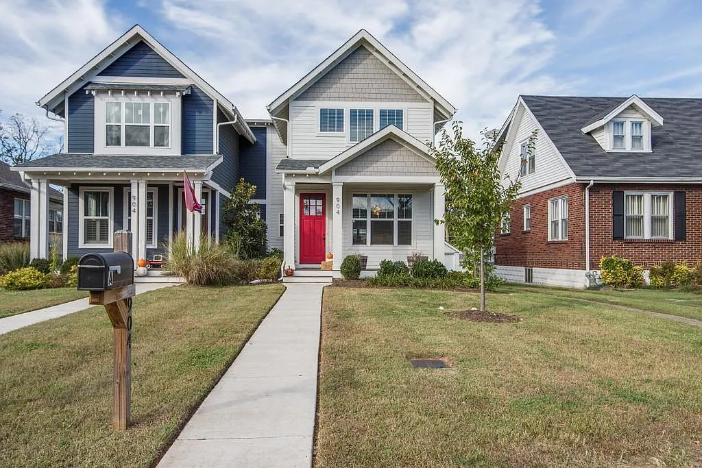 3 bed, 3.5 bath, 2194 sqft, $5,000 — Photo 2