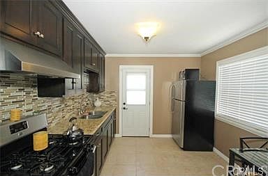 3rd image of 14004 Kornblum Ave