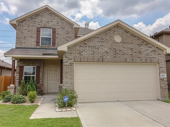 Enjoy the covered front porch on mild evenings, or retreat to the back yard for privacy - no back neighbors!