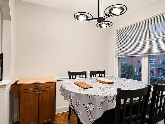 3rd image of 2560 49th St #1