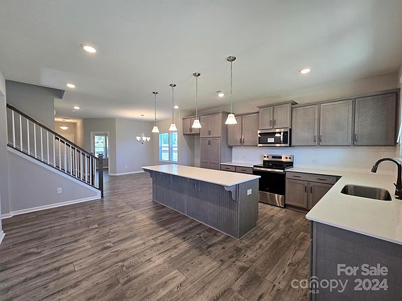 2nd image of 9948 Jack Nicklaus Dr #987