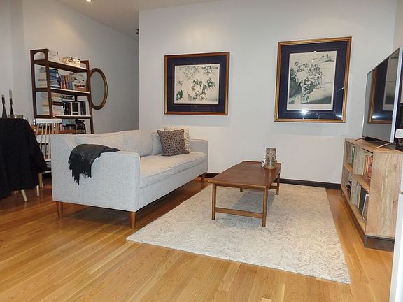 4th image of 320 Lincoln Pl #D1