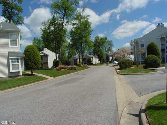 2nd image of 2112 Rocky Point Run APT C