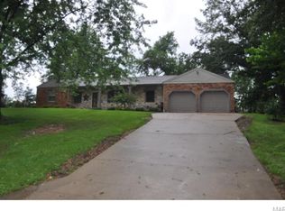 70 Heritage Rd, Hannibal, MO 63401