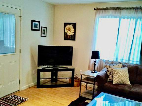 4th image of 17 Stevens St APT A2