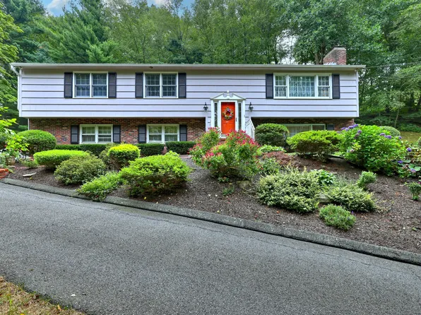 932 Amity Road, Bethany, CT 06524