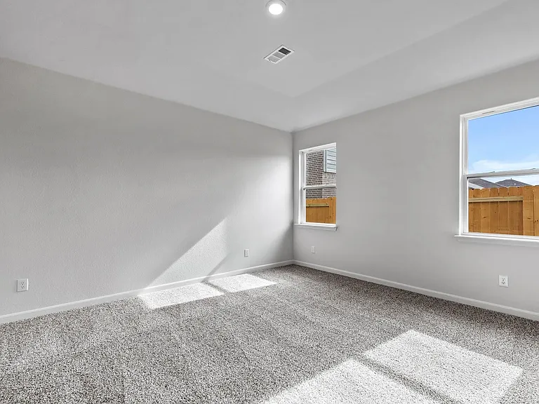 506 Burgess Brothers St — Photo 9