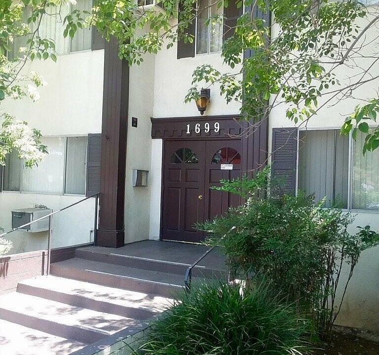 1st image of 1699 Amberwood Dr APT 210