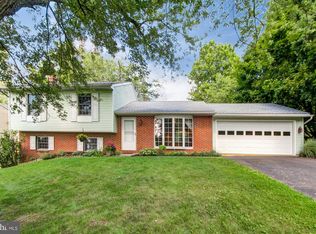 239 W Forrest Ave, Shrewsbury, PA 17361
