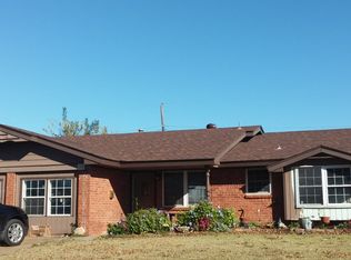 808 Plaza Dr, Moore, OK 73160