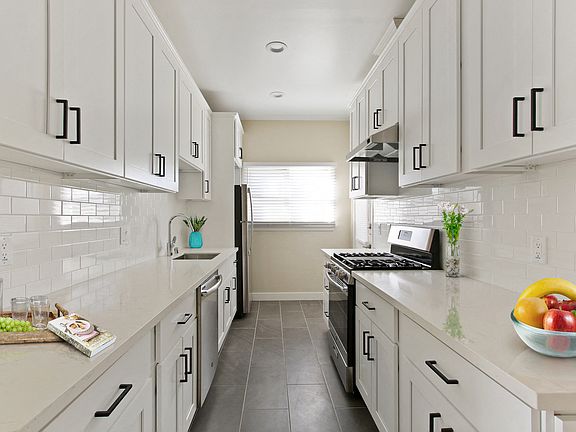 3rd image of 9619 W Olympic Blvd APT B
