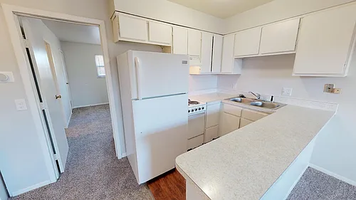 Fairmont Apartments Photo 1