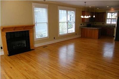 5th image of 786 Westwood Ave
