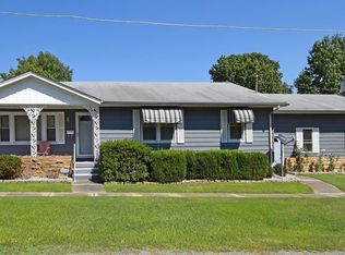 801 E Harrison St, Herrin, IL 62948