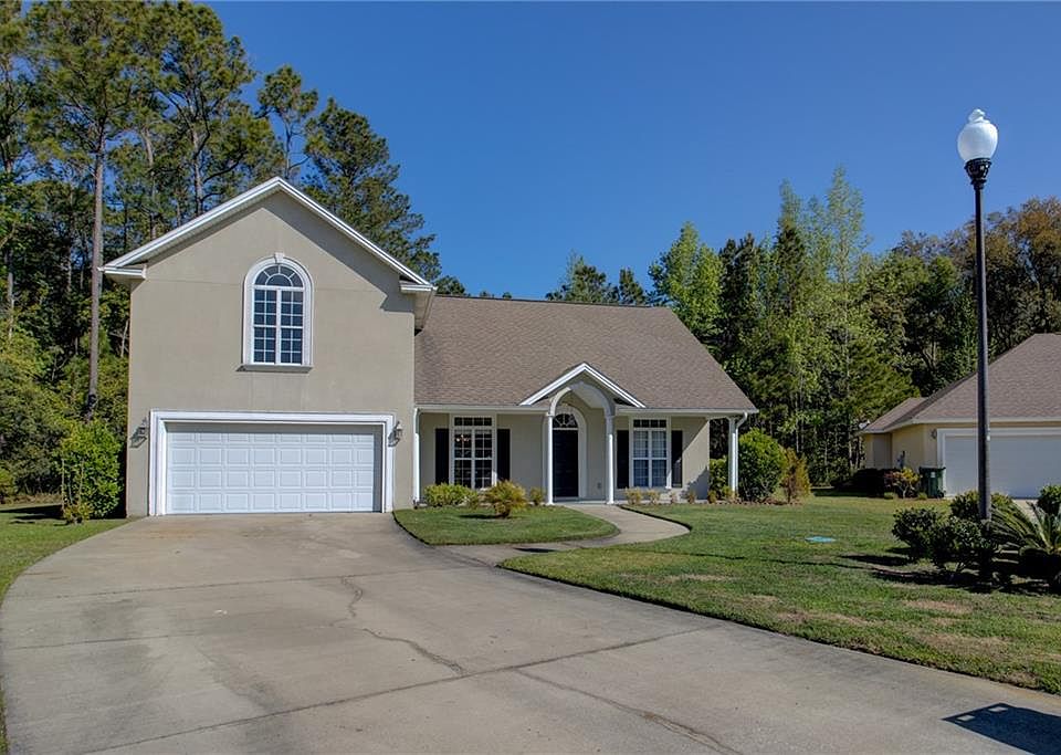 1st image of 36 Hardwood Forest Cir