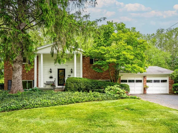 123 Windingbrook Ln, Terrace Park, OH 45174