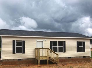 3983 Ledan Rd, Gainesville, GA 30506