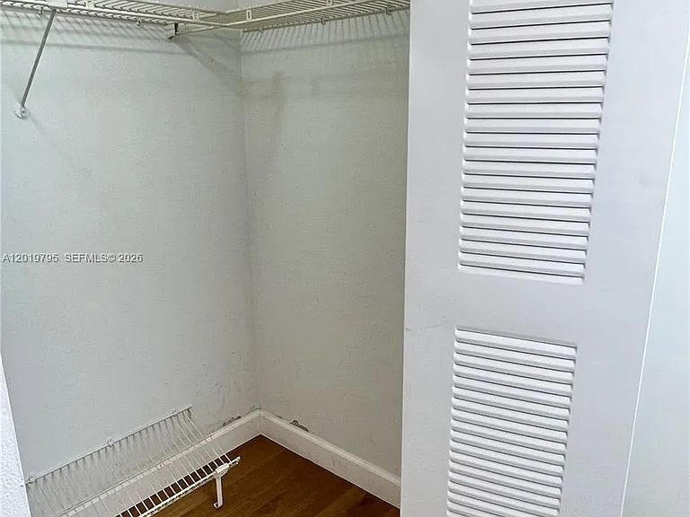 1100 Saint Charles Pl #620 — Photo 21