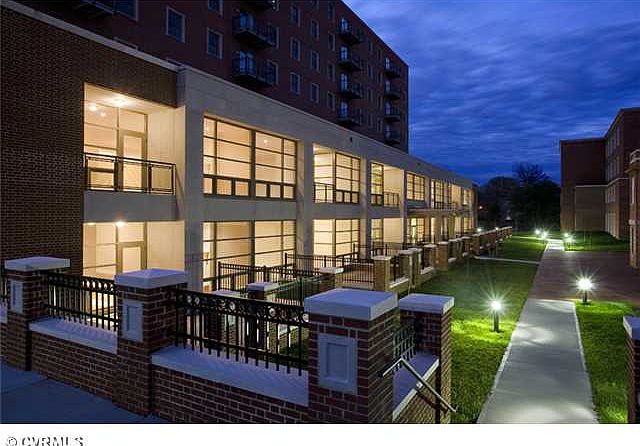 1st image of 1350 Westwood Ave #U309