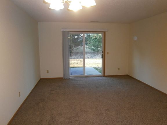 3rd image of 1232 Spruce Ct APT D