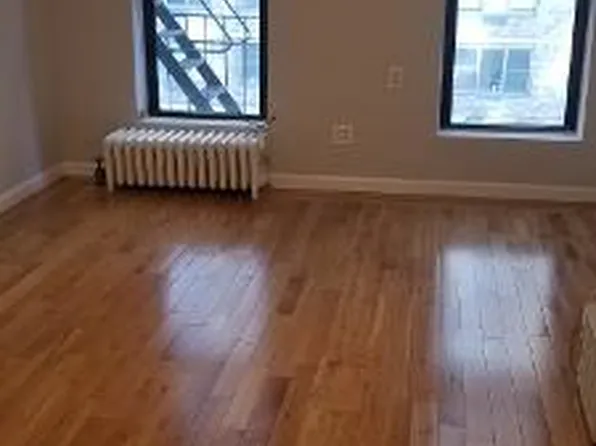 308 East 80th Street image 1 of 4