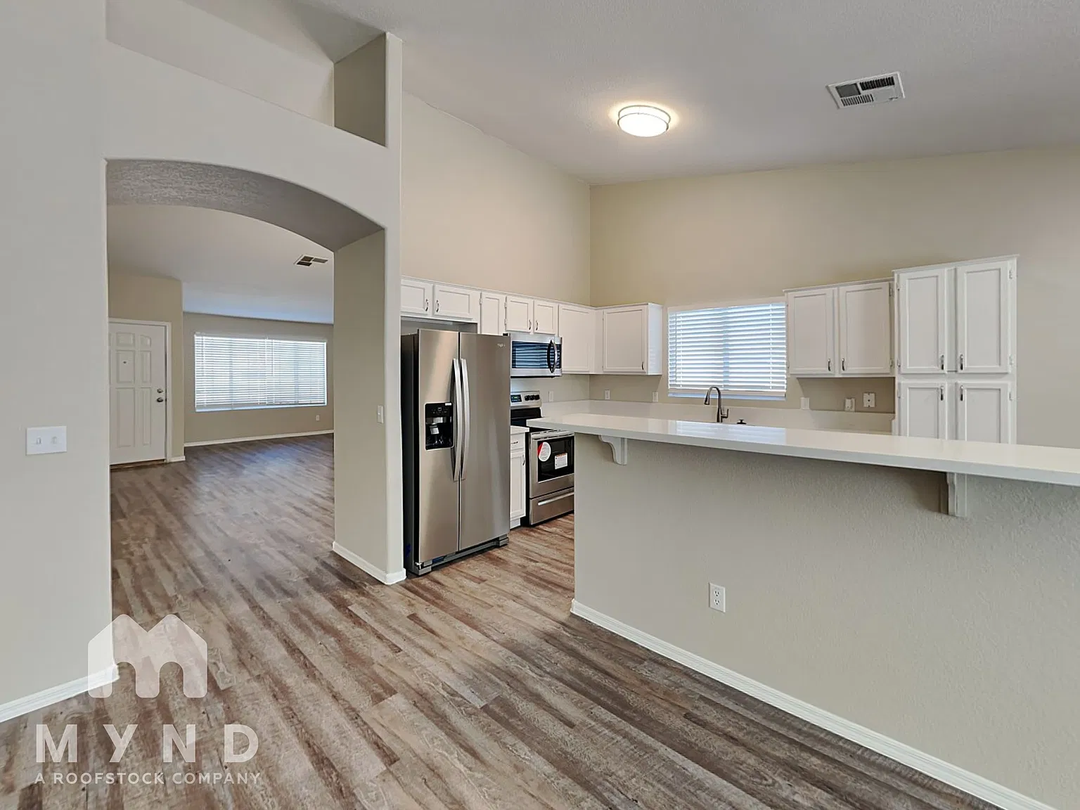 3 bed, 2.0 bath, 1716 sqft, $1,925 — Photo 4
