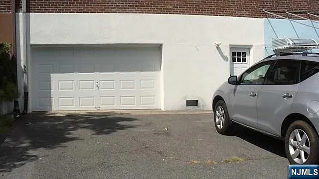 416 Palisade Ave — Photo 18