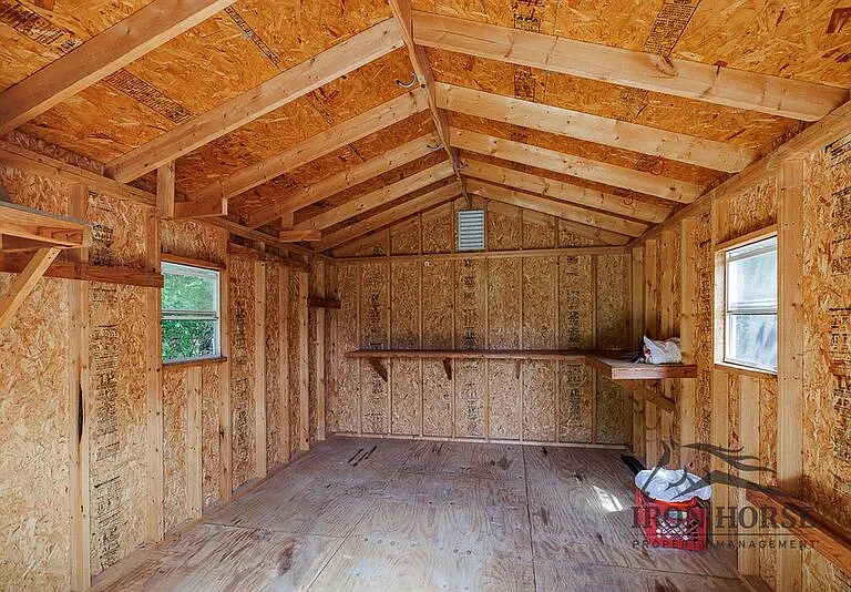 379 Beech Hollow Trl — Photo 32
