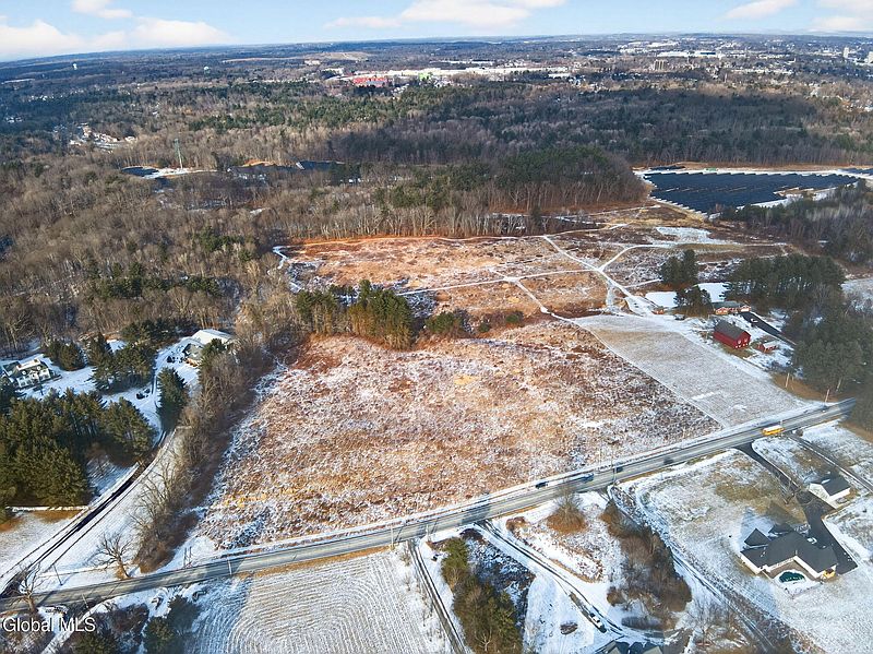 3rd image of 611 Krumkill Road