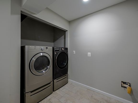 4th image of 8808 Liberty Ln
