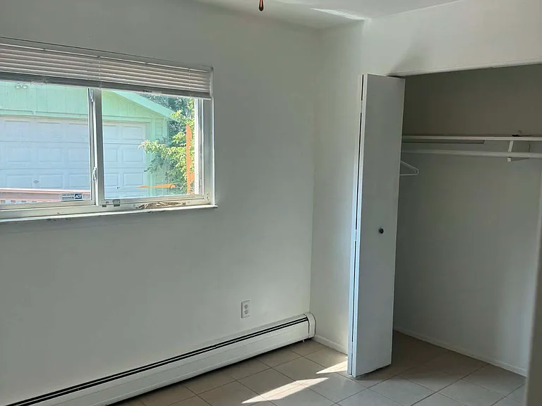 8412 Stephens Rd — Photo 2