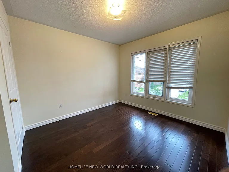 231 Madison Heights Blvd — Photo 8